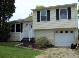 21701 Golden Dr, Meadville, PA 16335