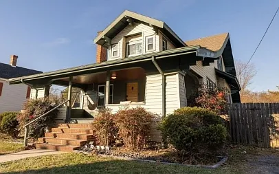 29332 Maple Avenue - B — Photo 2