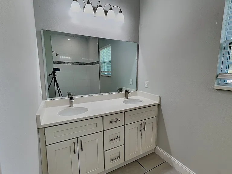 3212 W Marie Dr — Photo 3