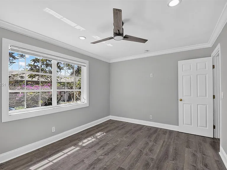 824 Bayberry Dr #824 — Photo 15