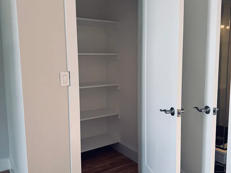 492 Humboldt St #3 — Photo 8