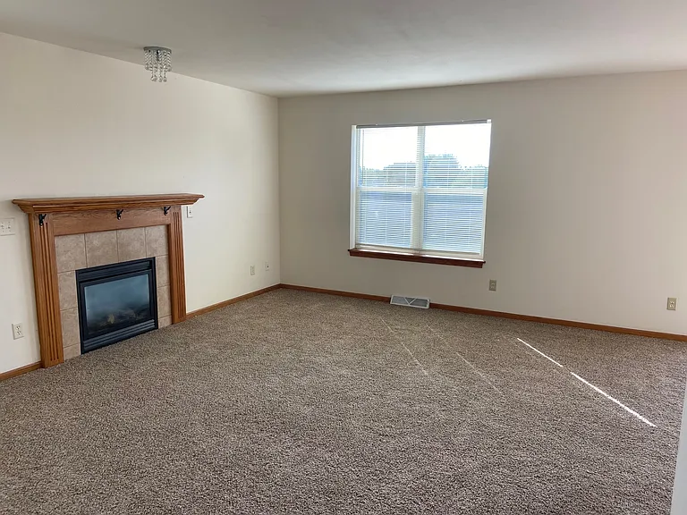 514 N Westmount Dr #1 — Photo 17