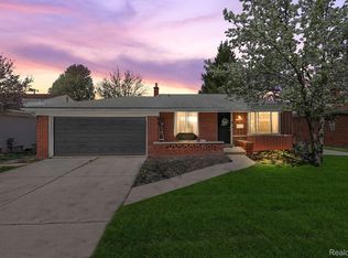 11203 Grenada Dr, Sterling Heights, MI