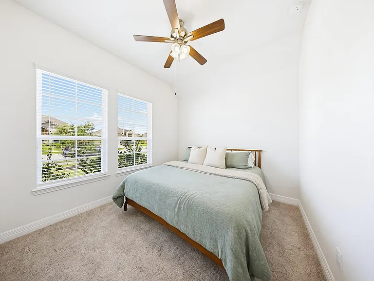 1618 Homewood Point Ln — Photo 18