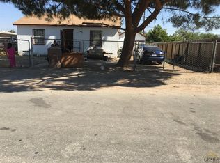 218 Garden Dr, Bakersfield, CA 93307