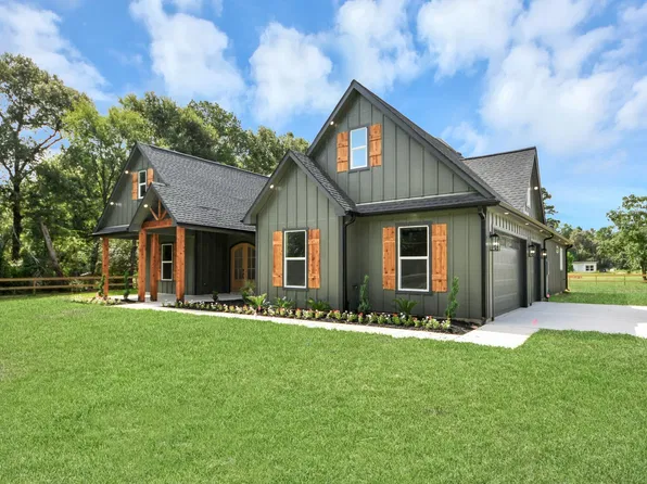 11662 S Branch Dr, Plantersville, TX 77363