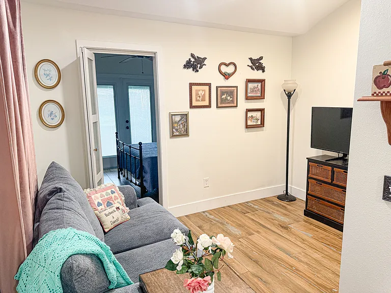 407 E Jersey St — Photo 31