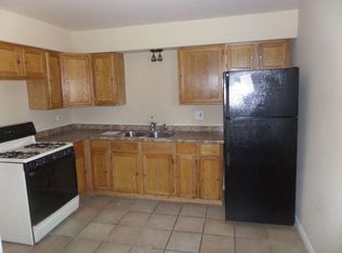 813 N Center St APT 2, Joliet, IL 60435