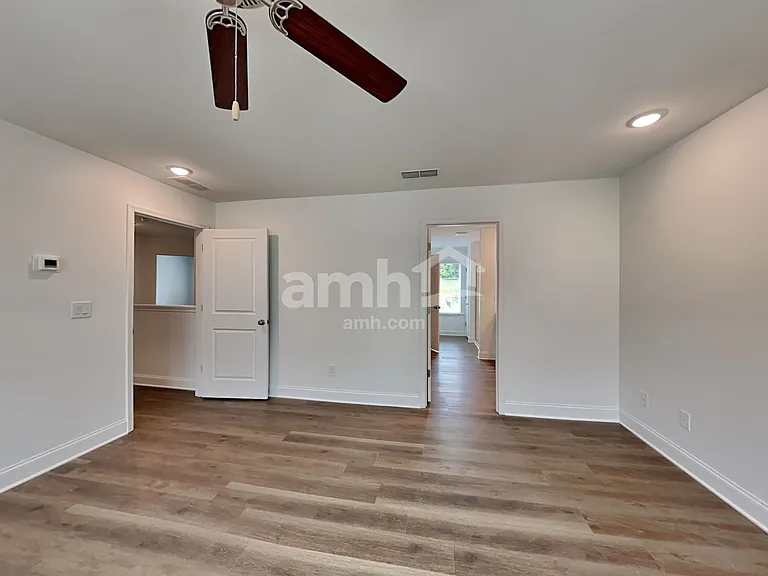 1394 Soapstone Rd — Photo 9