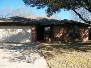 1863 Larkspur Dr, Arlington, TX 76013