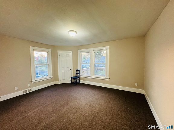 5th image of 72 Main St #2