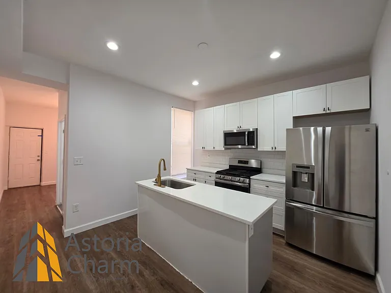 905 N Patterson Park Ave — Photo 8