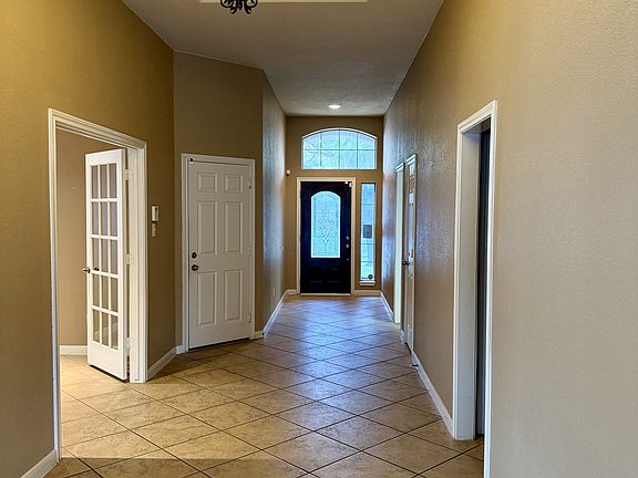 2nd image of 20805 Prestwick Dr