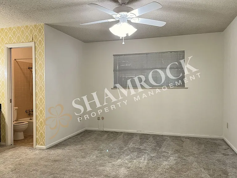 6710 May Dr — Photo 7