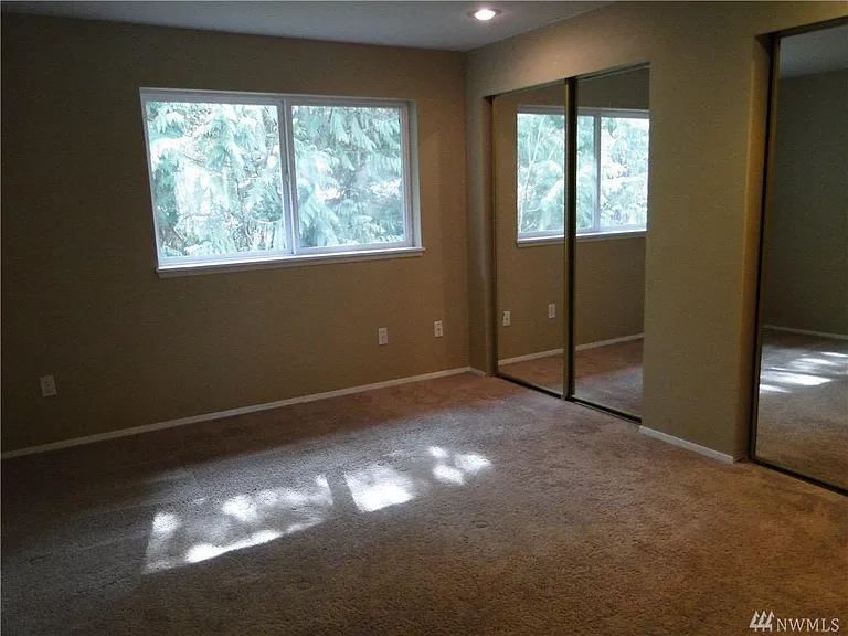 1301 NW Slate Ln #103 — Photo 6