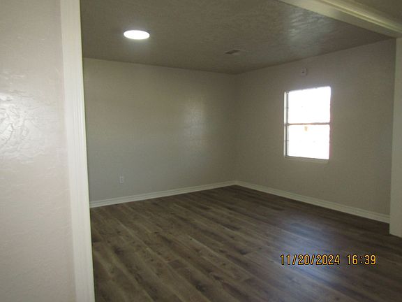 4th image of 4902 NW Ozmun Ave
