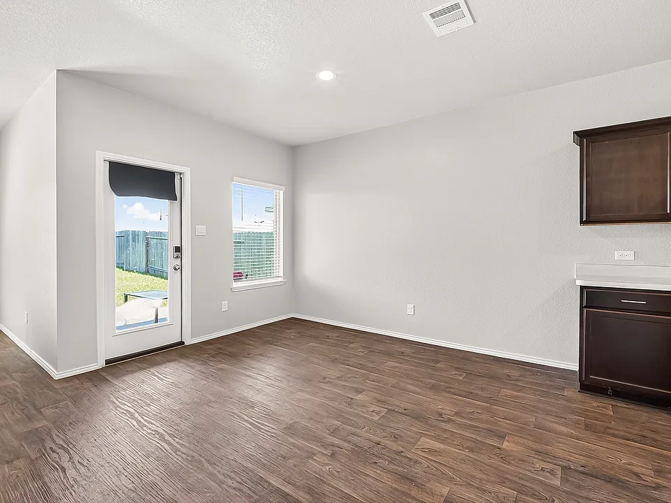 21500 Rustic Elm Dr