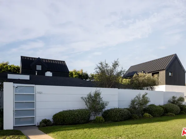 7021 W 83rd St, Los Angeles, CA 90045