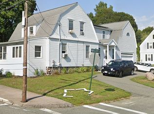 41 High St, Whitman, MA 02382