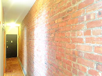 Rented by Rapid Realty Cobble Hill