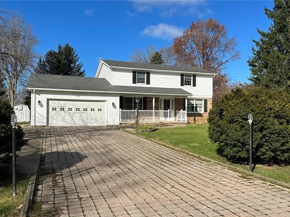 11798 Manitou Dr, Alden, NY 14004