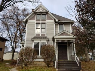 335 S Lincoln Ave, Aurora, IL 60505