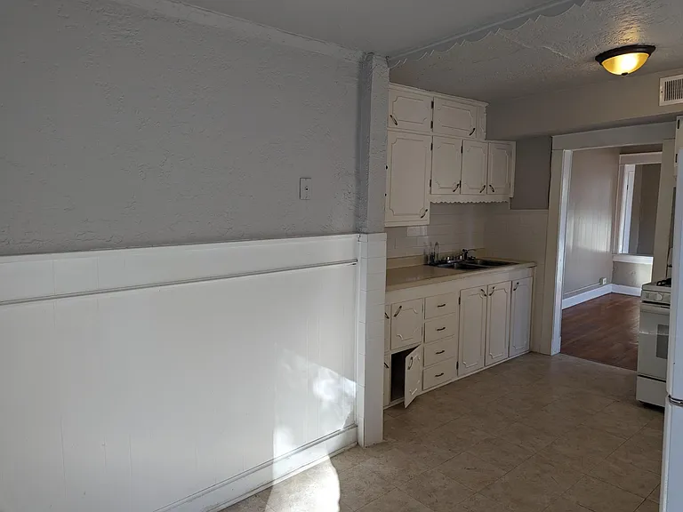 3931 Scarritt Ave #3 — Photo 13