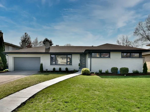 850 S Parkside Ave, Elmhurst, IL 60126