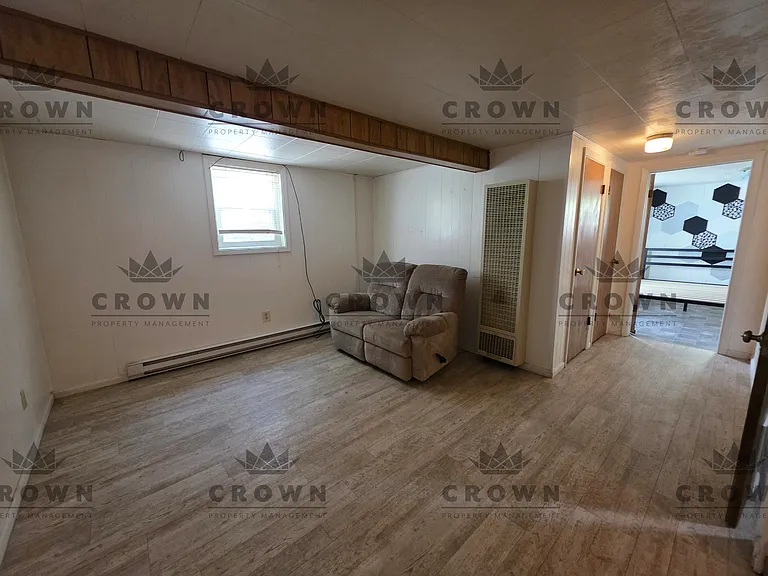 1886 Converse Ave #B — Photo 4