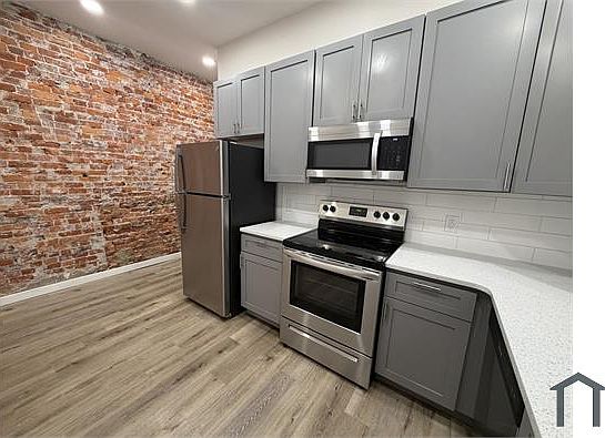 1st image of 5621 W Girard Ave #1