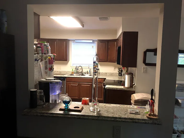 2621 N Woodloch St — Photo 4