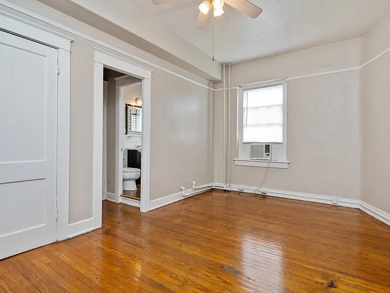Dulion Apartments — Photo 15