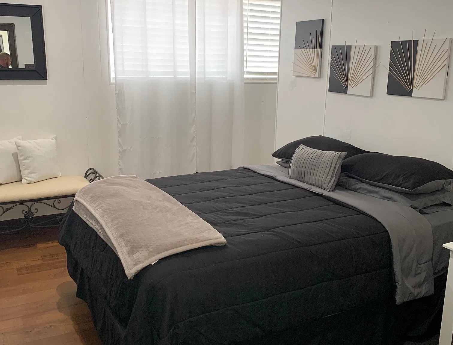 Studio, 428 sqft, $550 — Photo 2