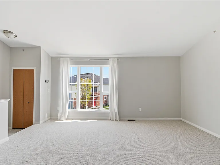 1304 Riversedge Dr — Photo 23
