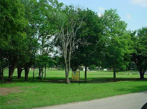 1st image of Poplar Thru Lot 1-24