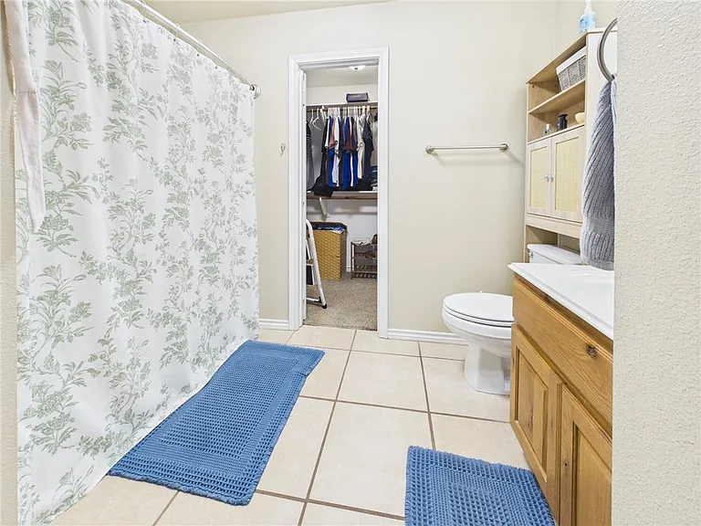 2348 Autumn Chase Loop #D — Photo 14