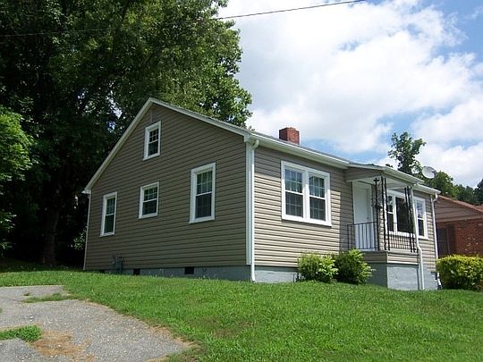 1st image of 1608 Poplar St NW