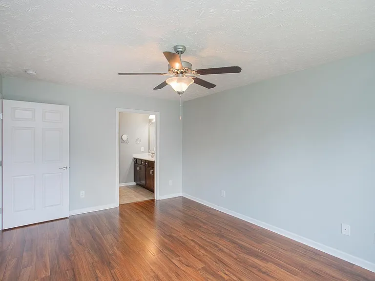 395 Devon Chase Hl #6402 — Photo 29