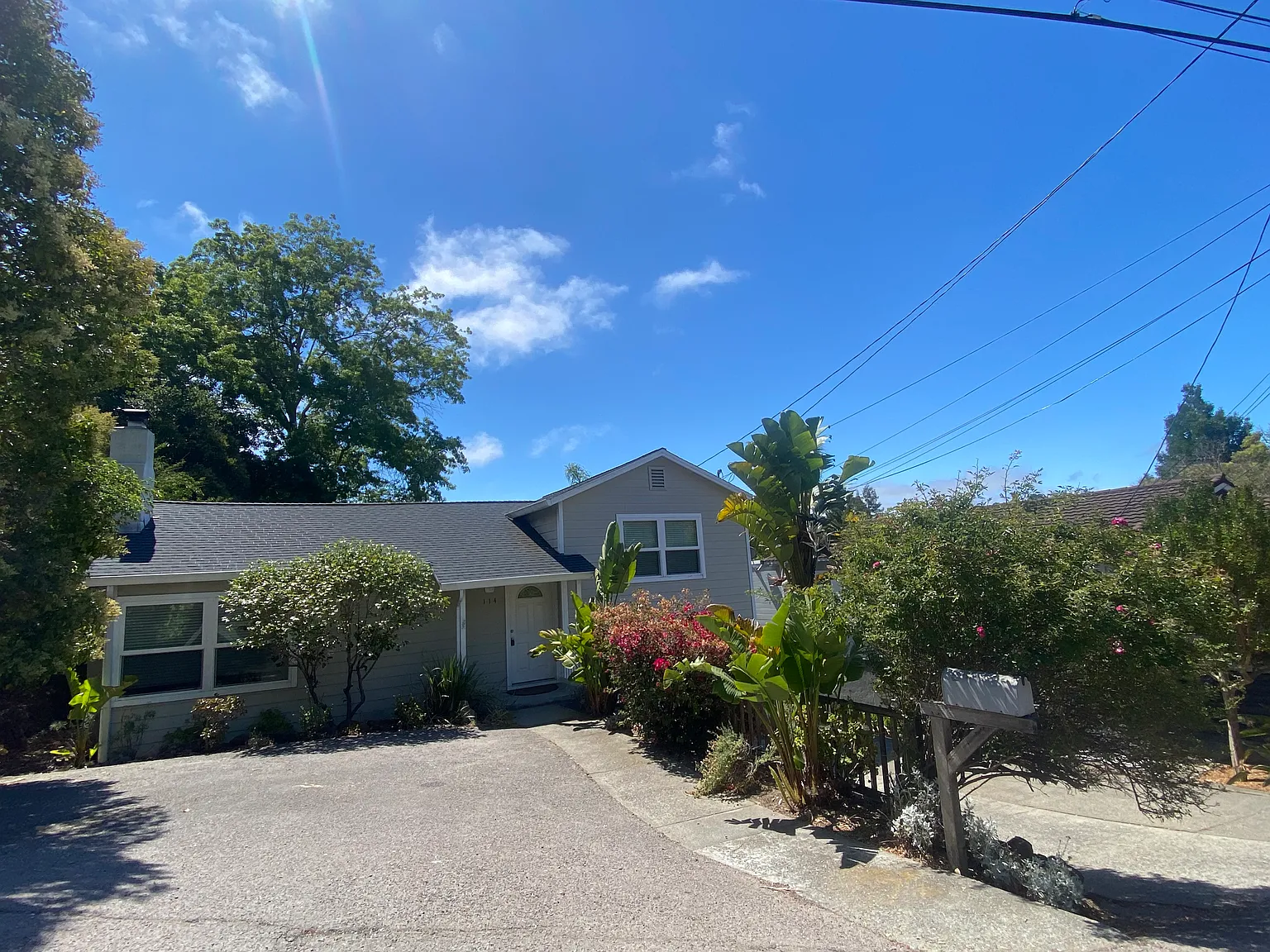 114 Myrtle Ave photo 1