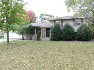 2669 Valley View Pl, White Bear Lake, MN 55110