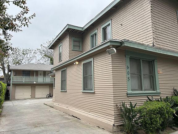 2nd image of 608-612 N Marengo Ave