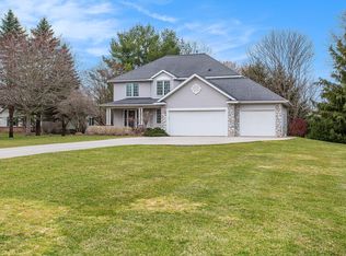 4701 Sunflower Ridge Dr NE, Ada, MI 49301