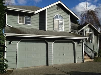 1st image of 1717 Meadow Pl