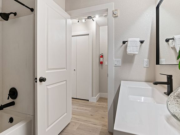 4th image of 10816 E 3rd Ave #17678688
