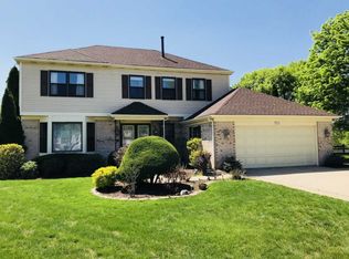 415 Claret Dr, Buffalo Grove, IL 60089