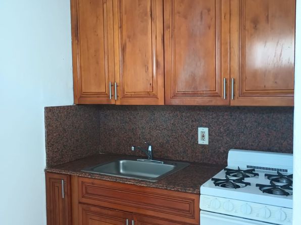 2490 W 4th Ct #5
