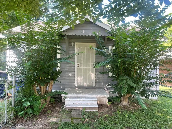 615 N 48th St, Fort Smith, AR 72903