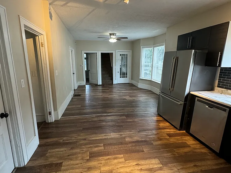 Open kitchen, dining & living room