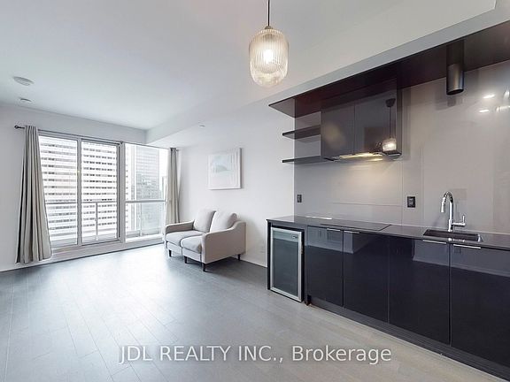 2nd image of 70 Temperance St #4108