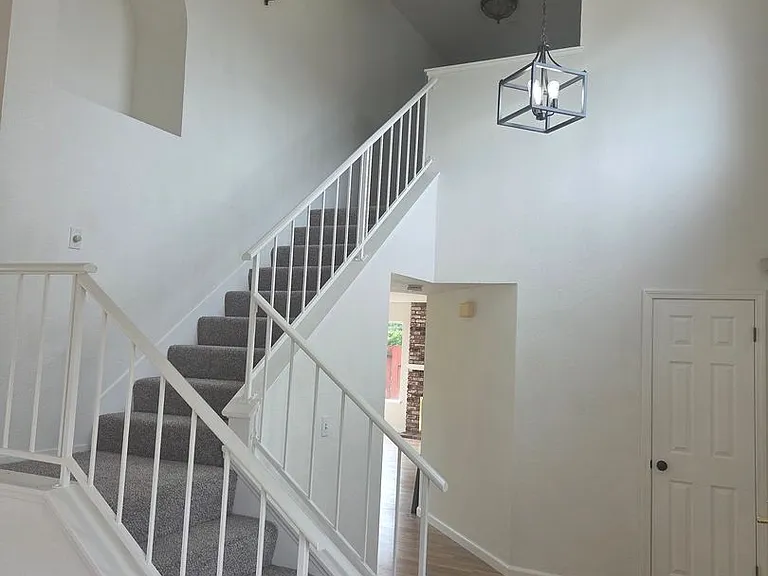 745 Monte Carlo Dr — Photo 2